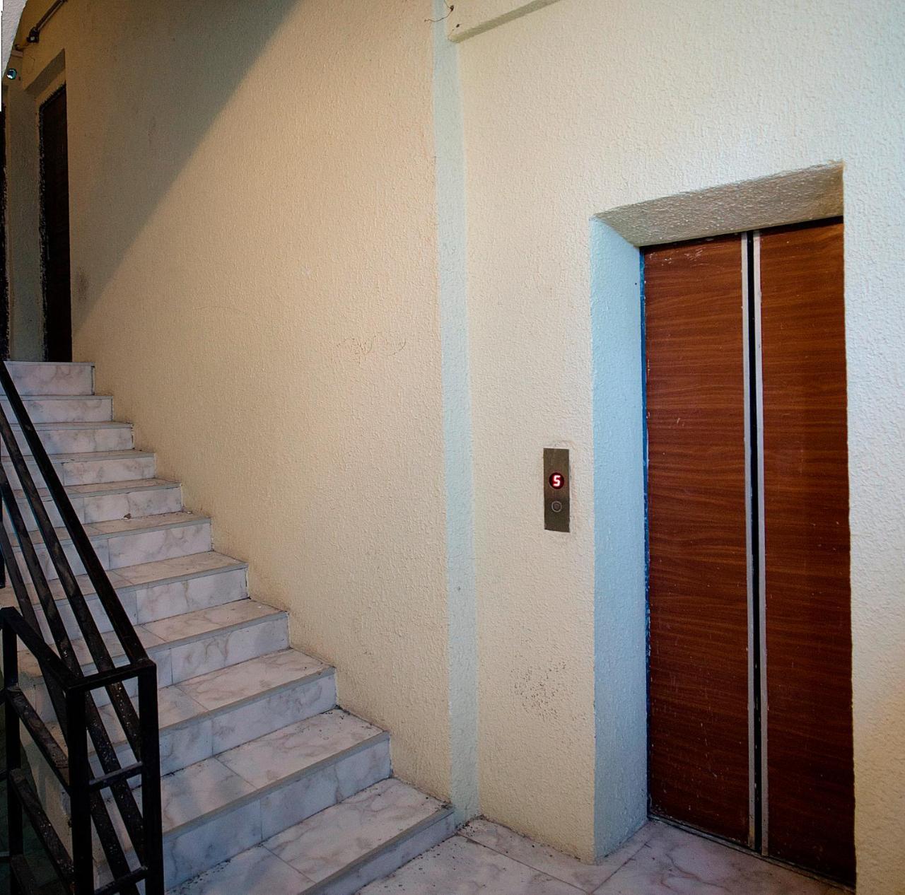 Tiflislux Apartment - Old City Philarmonic Buitenkant foto